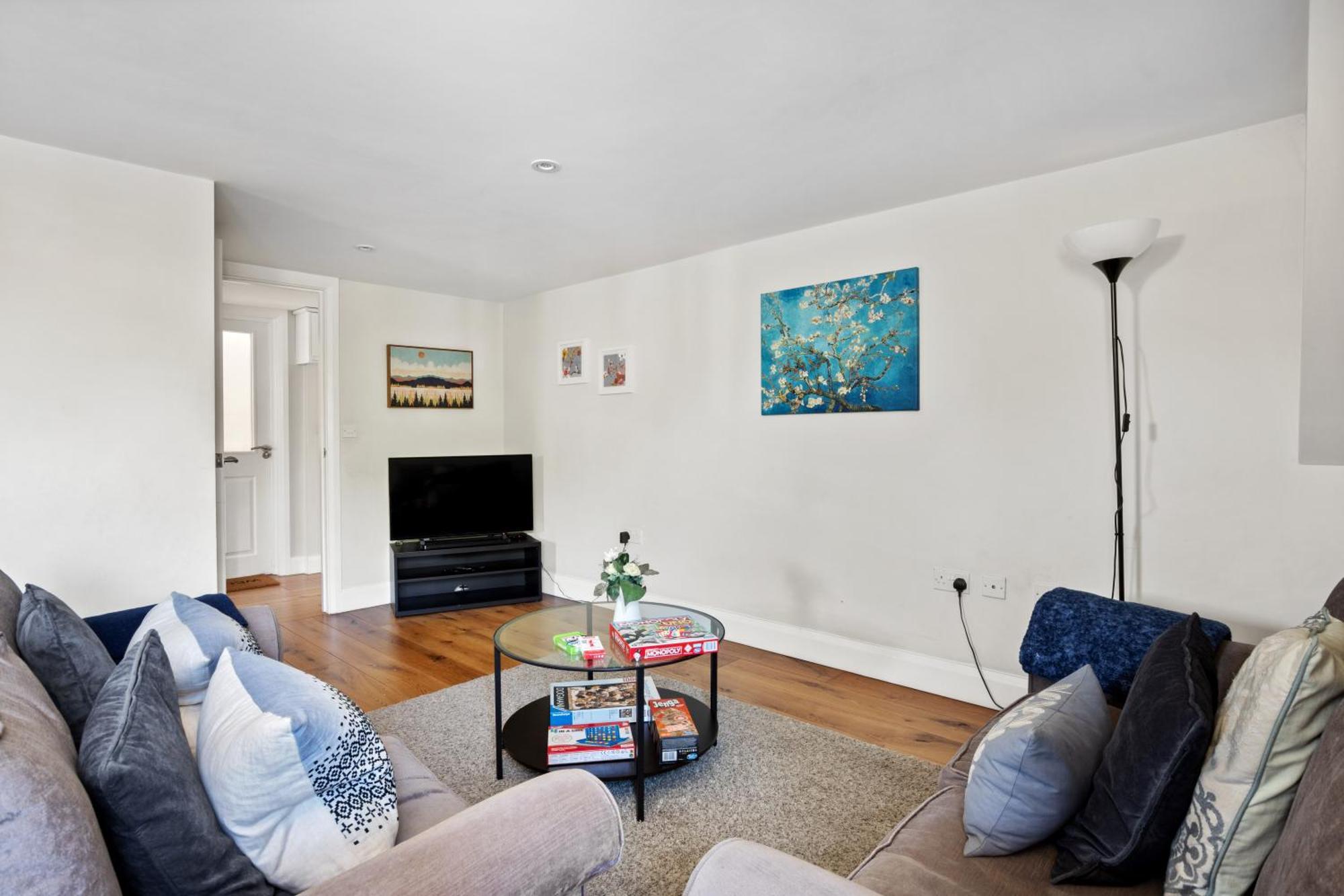 Cosy & Central Brockenhurst Flat, 2Br Экстерьер фото
